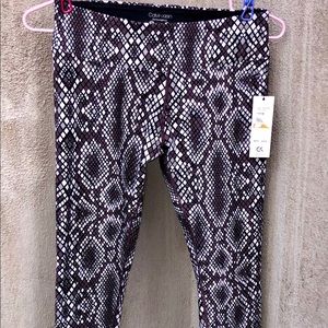 Calvin Klein Athletic Leggings Ruched Ankle NWT SM